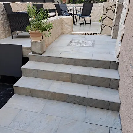 Ferienwohnung Drissia&Othman Carcassonne Exterior foto